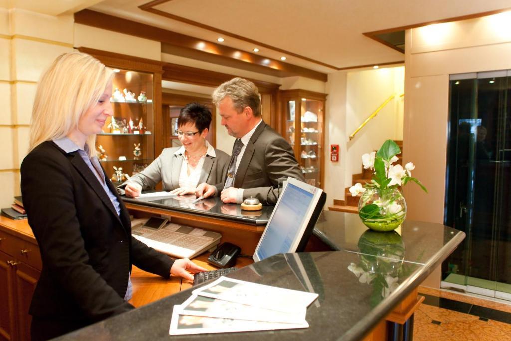 Hotel Weisses Ross Marienberg Ngoại thất bức ảnh