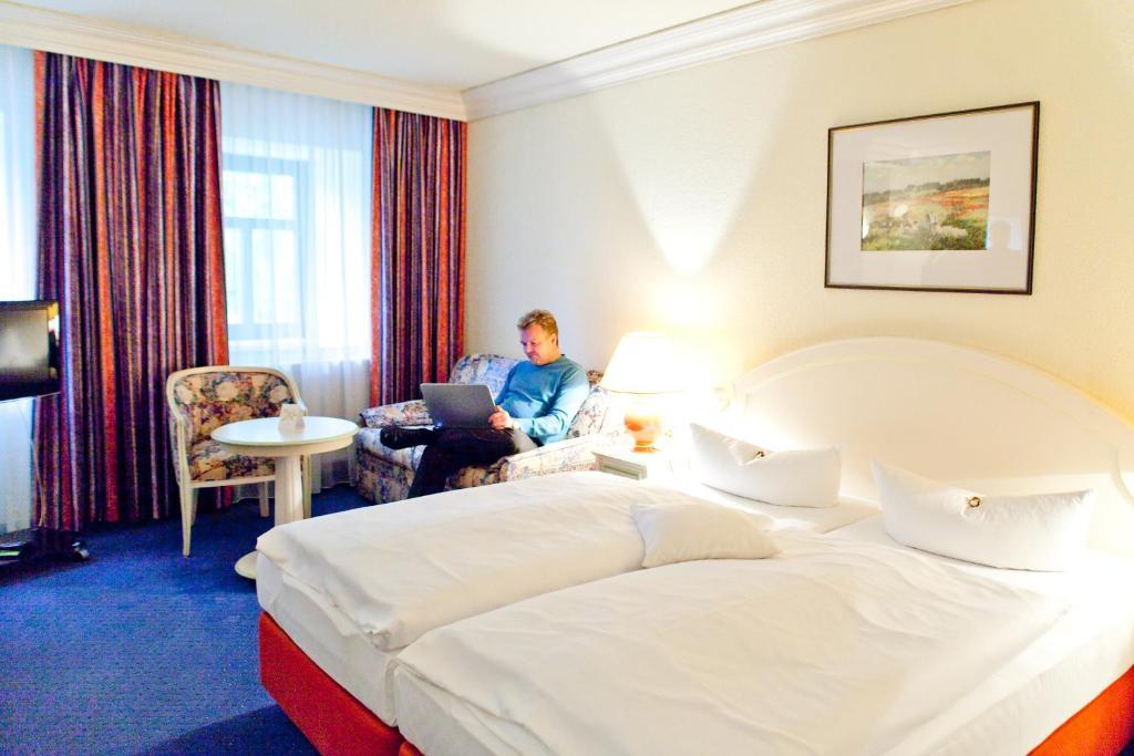 Hotel Weisses Ross Marienberg Phòng bức ảnh